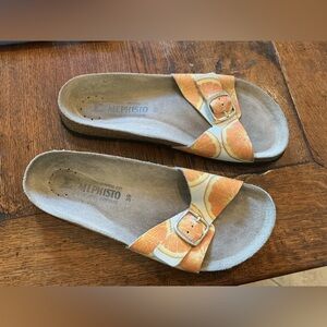 Mephisto Citrus Print Sandals
